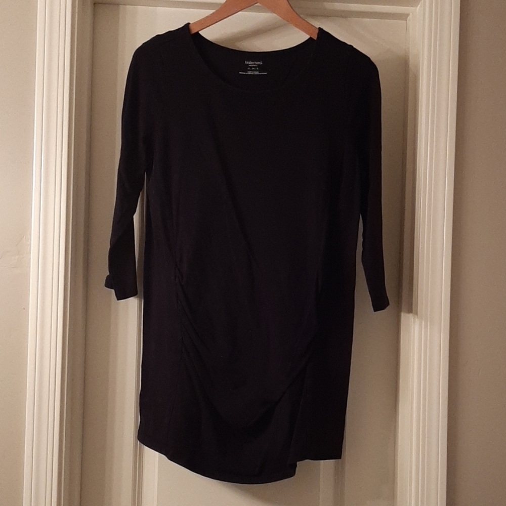 🍉Motherhood maternity black top